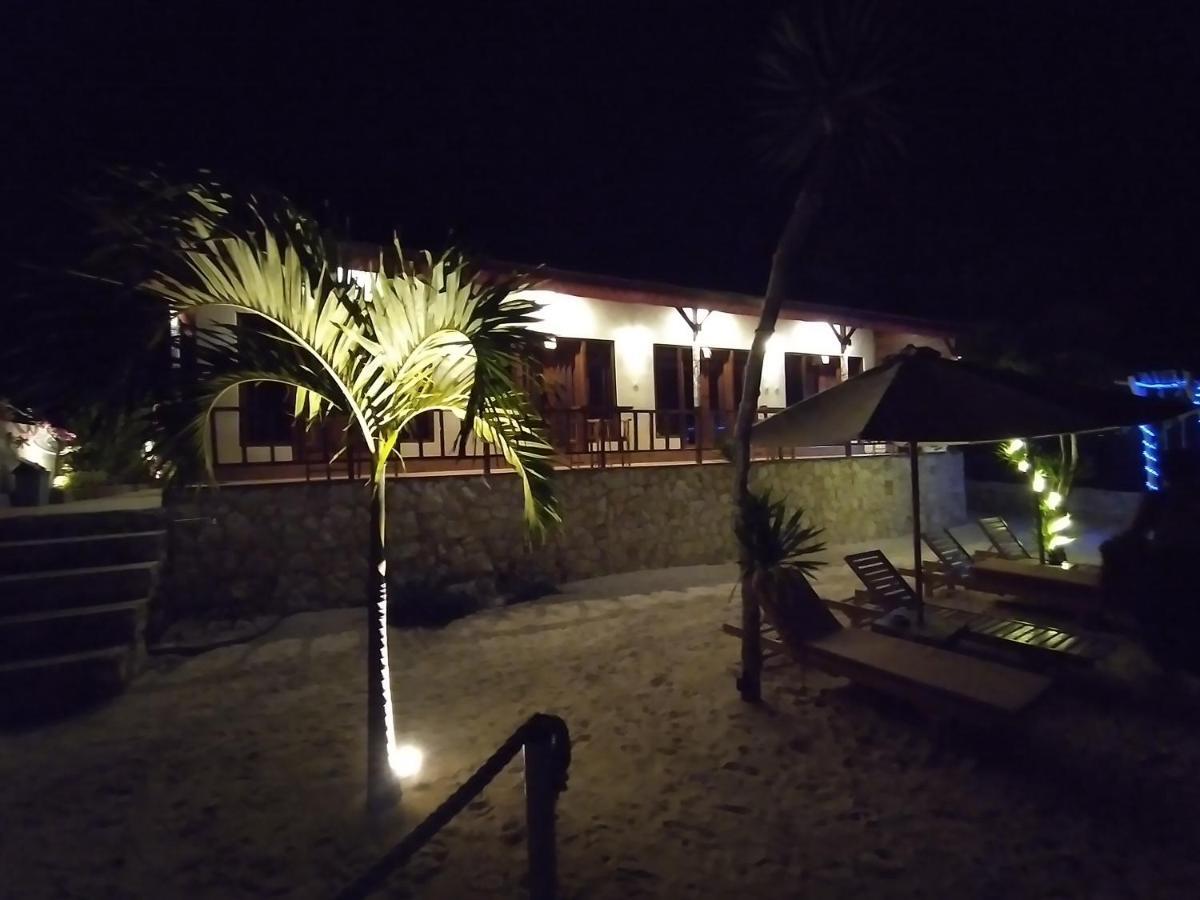 Double'A Beach House Lembongan Exteriör bild